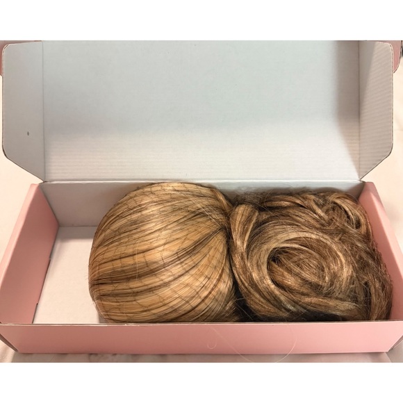 Curly Hair Ponytail Extension Hairpiece 14" Medium Blonde with Highlights - Picture 5 of 5